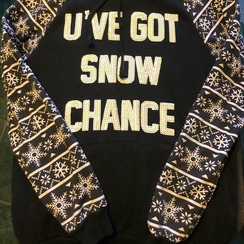 Snow Sweatshirt w/ Leggings Outfit